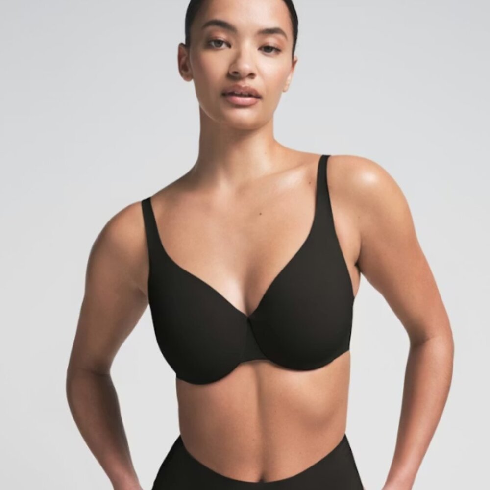 SKIMS UNLINED MINIMIZER BRA